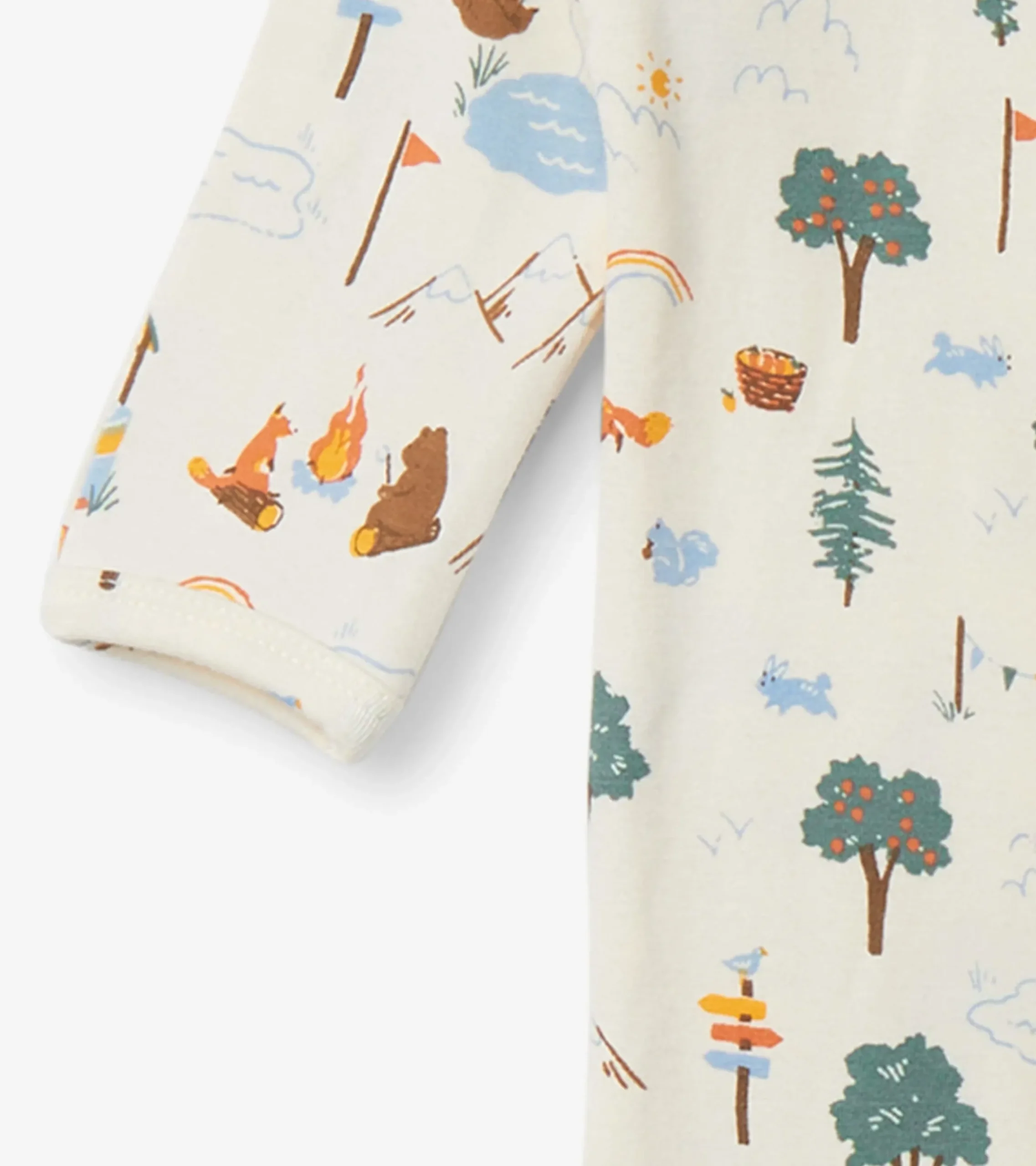 Hot Hatley Camping Animals Newborn Zip-Up Footed Sleeper